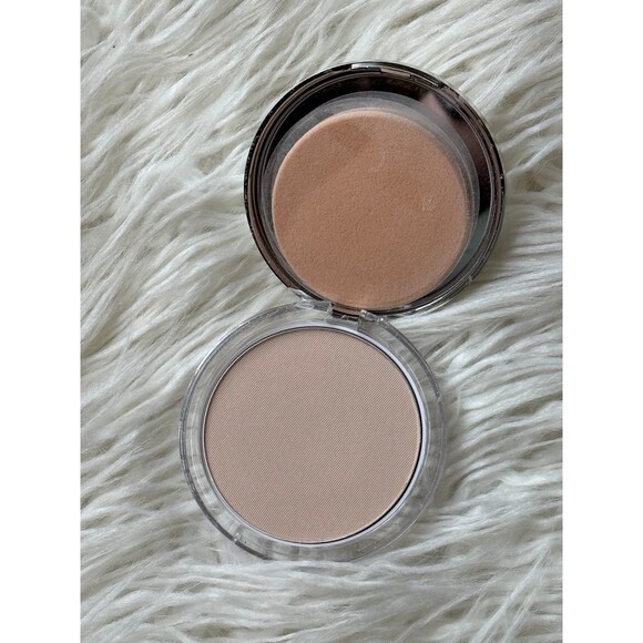 Clinique Stay Matte Sheer Pressed Powder Foundation 01 Stay Buff - Picture 11 of 11